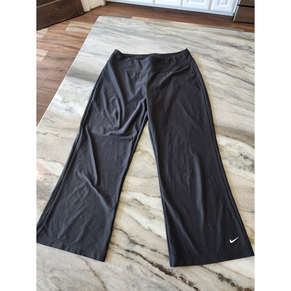 Nike Dri-FIT Womens Black Wide Leg Capri Athletic Pants Small S Cropped Flare